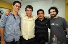 Foto de la galería: El programa radial "Fórmula tuerca y todos los deportes", homenajeó a las glorias de Guaraní de 1971