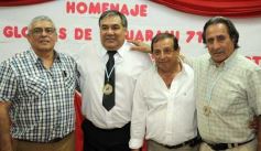 Foto de la galería: El programa radial "Fórmula tuerca y todos los deportes", homenajeó a las glorias de Guaraní de 1971