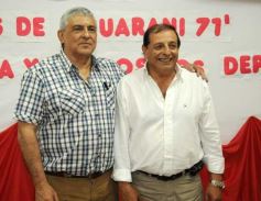 Foto de la galería: El programa radial "Fórmula tuerca y todos los deportes", homenajeó a las glorias de Guaraní de 1971