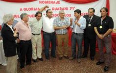 Foto de la galería: El programa radial "Fórmula tuerca y todos los deportes", homenajeó a las glorias de Guaraní de 1971