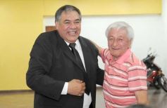 Foto de la galería: El programa radial "Fórmula tuerca y todos los deportes", homenajeó a las glorias de Guaraní de 1971