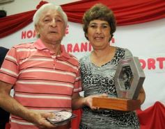 Foto de la galería: El programa radial "Fórmula tuerca y todos los deportes", homenajeó a las glorias de Guaraní de 1971
