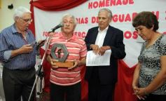 Foto de la galería: El programa radial "Fórmula tuerca y todos los deportes", homenajeó a las glorias de Guaraní de 1971