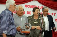 Foto de la galería: El programa radial "Fórmula tuerca y todos los deportes", homenajeó a las glorias de Guaraní de 1971