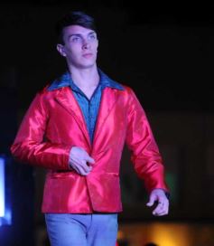 Foto de la galería: En el tradicional desfile "Posadas está de moda" el diseñador Ángel Olivera presentó las nuevas tendencias