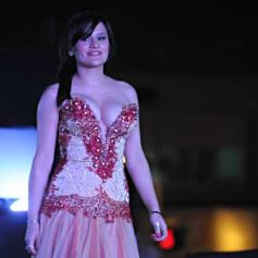 Foto de la galería: En el tradicional desfile "Posadas está de moda" el diseñador Ángel Olivera presentó las nuevas tendencias