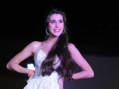 Foto de la galería: En el tradicional desfile "Posadas está de moda" el diseñador Ángel Olivera presentó las nuevas tendencias