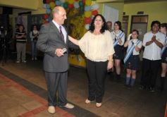 Foto de la galería: Ex alumnos del 5º año "B" de la promoción 1963 de la escuela Nacional celebraron los 50 años del acto de colación