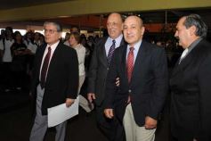 Foto de la galería: Ex alumnos del 5º año "B" de la promoción 1963 de la escuela Nacional celebraron los 50 años del acto de colación