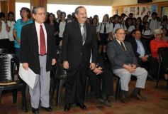 Foto de la galería: Ex alumnos del 5º año "B" de la promoción 1963 de la escuela Nacional celebraron los 50 años del acto de colación