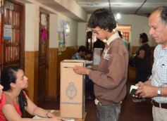 Foto de la galería: La jornada cívica de los posadeños