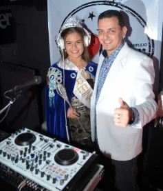 Foto de la galería: Elección de reinas y reyes departamentales de la estudiantina 2013