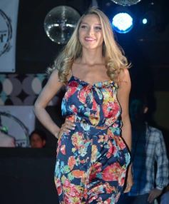 Foto de la galería: Elección de reinas y reyes departamentales de la estudiantina 2013