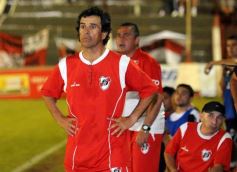 Foto de la galería: Guaraní Antonio Franco 1 - Juventud Antoniana de Salta 0