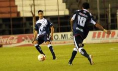 Foto de la galería: Guaraní Antonio Franco 1 - Juventud Antoniana de Salta 0