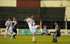 Foto de la galería: Guaraní Antonio Franco 1 - Juventud Antoniana de Salta 0
