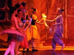 Foto de la galería: Gala Anual de Escuela Danzana Estudio-Ballet dirigida por la profesora Ana María Escalada