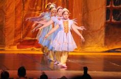 Foto de la galería: Gala Anual de Escuela Danzana Estudio-Ballet dirigida por la profesora Ana María Escalada