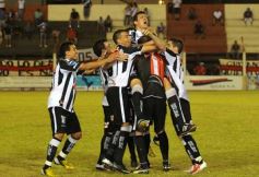 Foto de la galería: Debut y despedida para Guaraní en la Copa Argentina