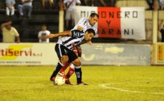 Foto de la galería: Debut y despedida para Guaraní en la Copa Argentina