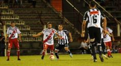 Foto de la galería: Debut y despedida para Guaraní en la Copa Argentina