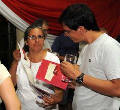 Foto de la galería: El Club El Territorio agasajó a los canillitas en su día