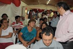 Foto de la galería: El Club El Territorio agasajó a los canillitas en su día