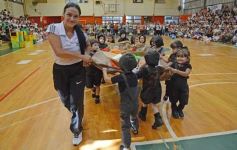Foto de la galería: Fiesta de Educación Física del Colegio Del Carmen en el Instituto Provincial de Deportes