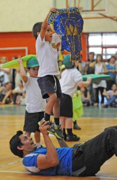 Foto de la galería: Fiesta de Educación Física del Colegio Del Carmen en el Instituto Provincial de Deportes