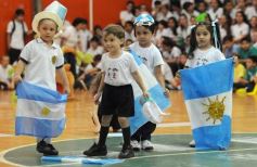 Foto de la galería: Fiesta de Educación Física del Colegio Del Carmen en el Instituto Provincial de Deportes