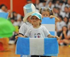 Foto de la galería: Fiesta de Educación Física del Colegio Del Carmen en el Instituto Provincial de Deportes