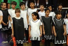 Foto de la galería: Fiesta de Educación Física del Colegio Del Carmen en el Instituto Provincial de Deportes