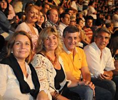 Foto de la galería: Noche inaugural de la 44º edición del Festival del Litoral