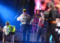 Foto de la galería: Segunda noche de la 44ª edición del Festival del Litoral