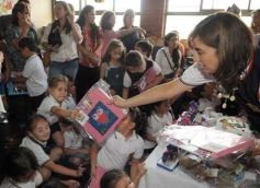 Foto de la galería: Las salas de jardín de infantes del Colegio Del Carmen despidieron un nuevo calendario estudiantil