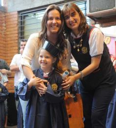 Foto de la galería: Las salas de jardín de infantes del Colegio Del Carmen despidieron un nuevo calendario estudiantil