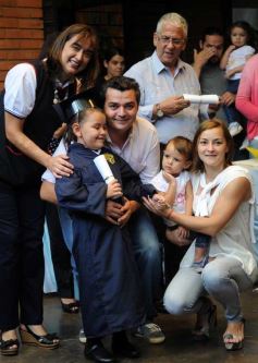 Foto de la galería: Las salas de jardín de infantes del Colegio Del Carmen despidieron un nuevo calendario estudiantil