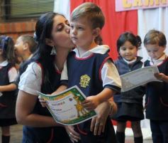 Foto de la galería: Las salas de jardín de infantes del Colegio Del Carmen despidieron un nuevo calendario estudiantil