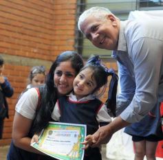 Foto de la galería: Las salas de jardín de infantes del Colegio Del Carmen despidieron un nuevo calendario estudiantil