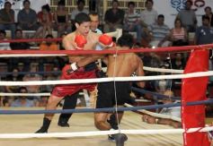 Foto de la galería: Guillermo “La Joya” Andino ganó por puntos ante el formoseño Rubén Gavilán