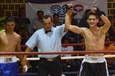 Foto de la galería: Guillermo “La Joya” Andino ganó por puntos ante el formoseño Rubén Gavilán