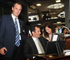 Foto de la galería: Asunción y jura de los 20 diputados provinciales que fueron electos el pasado 30 de junio