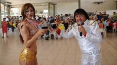 Foto de la galería: Ricky Maravilla brindó un show en Menor Hermanos SA