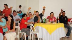 Foto de la galería: Ricky Maravilla brindó un show en Menor Hermanos SA