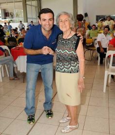 Foto de la galería: Ricky Maravilla brindó un show en Menor Hermanos SA