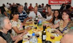 Foto de la galería: Ricky Maravilla brindó un show en Menor Hermanos SA