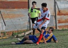 Foto de la galería: La "Franja" venció a Mitre por 4 a 1 y forzó a un tercer partido