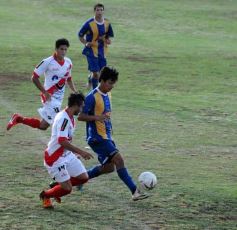 Foto de la galería: La "Franja" venció a Mitre por 4 a 1 y forzó a un tercer partido