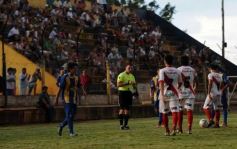 Foto de la galería: La "Franja" venció a Mitre por 4 a 1 y forzó a un tercer partido