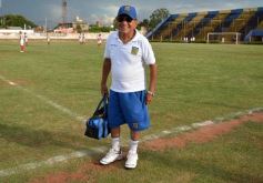 Foto de la galería: La "Franja" venció a Mitre por 4 a 1 y forzó a un tercer partido